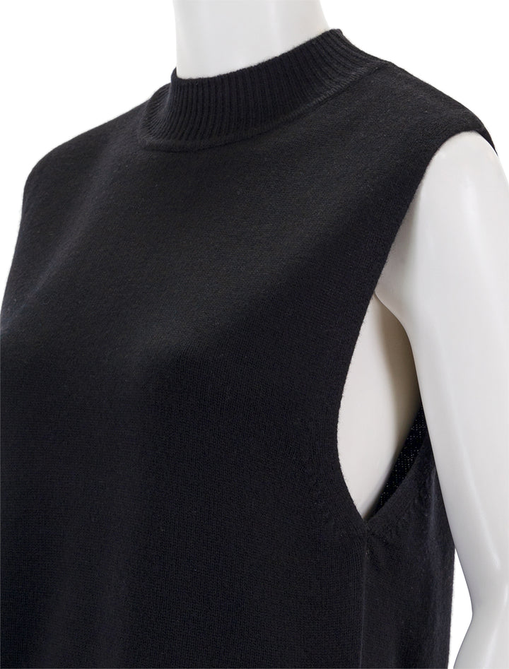 Close-up view of Vanessa Bruno's chloe pullover in noir.