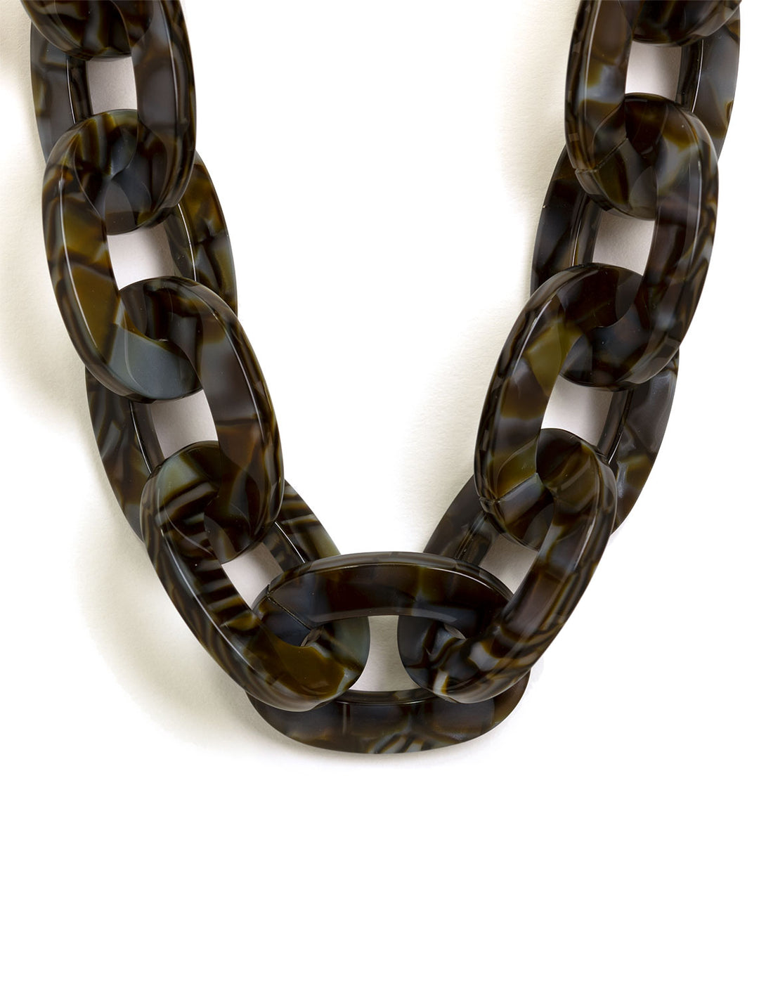 Pono's tara link necklace in jungle.