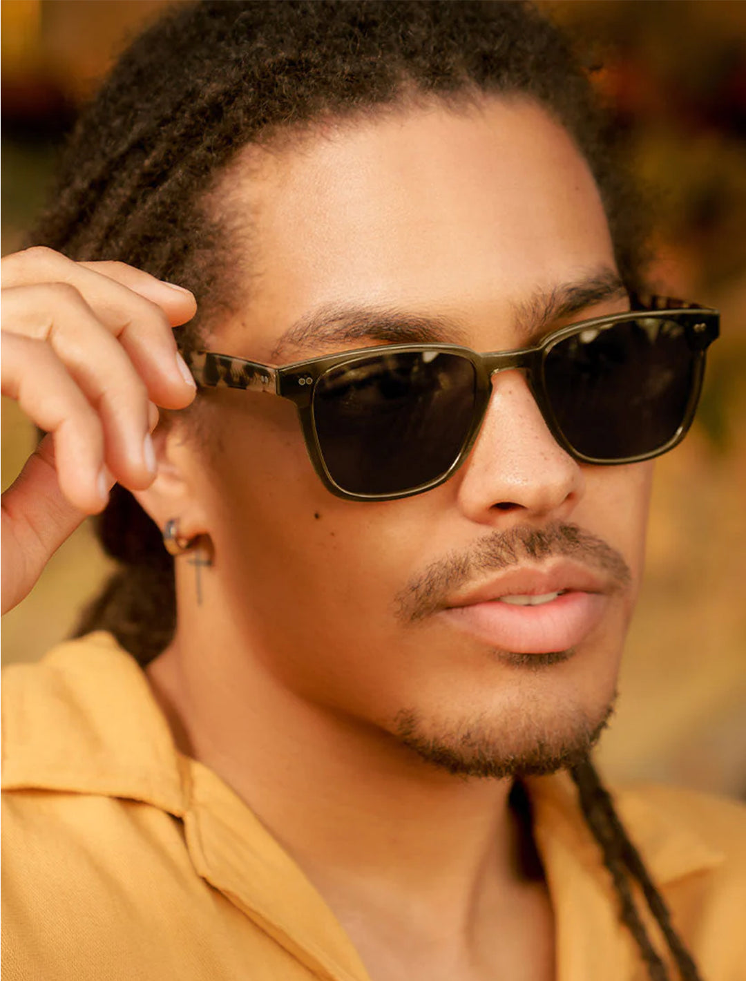 model wearing vindel in olive and iberia