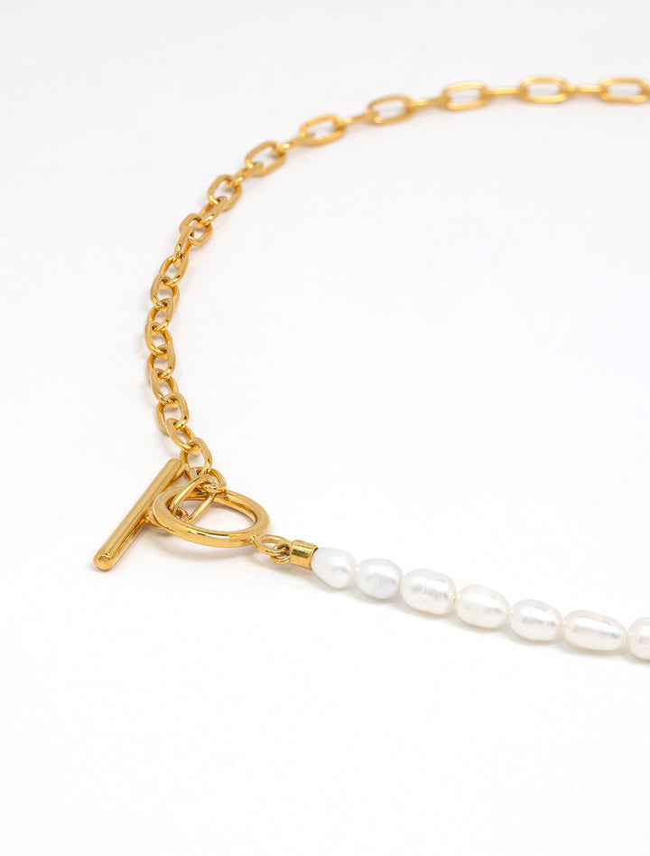 beaded pearl and chain necklace in gold (2)