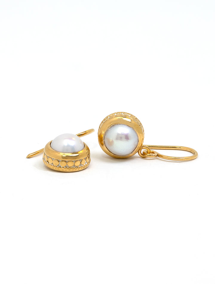 pearl drop earrings in gold (2)