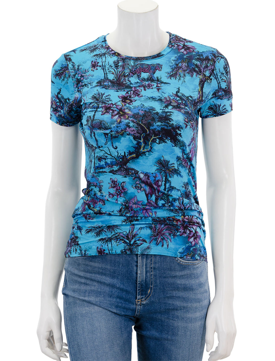 front view of ressi tee in blue jungle toile