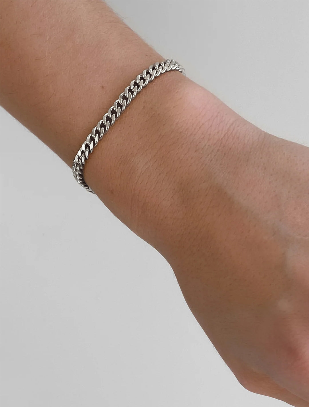 model wearing drew curb chain bracelet in silver
