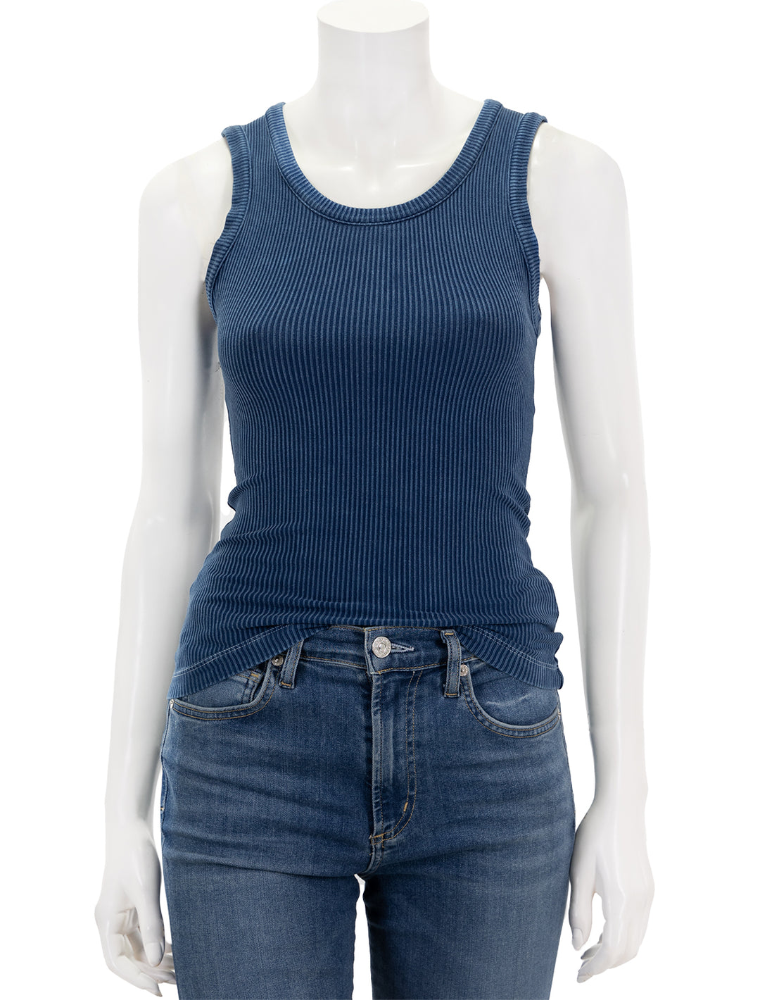 Front view of AGOLDE's poppy tank in indigo.
