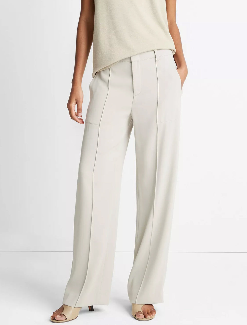 Model wearing Vince's crepe wide leg utility pant in sepia.