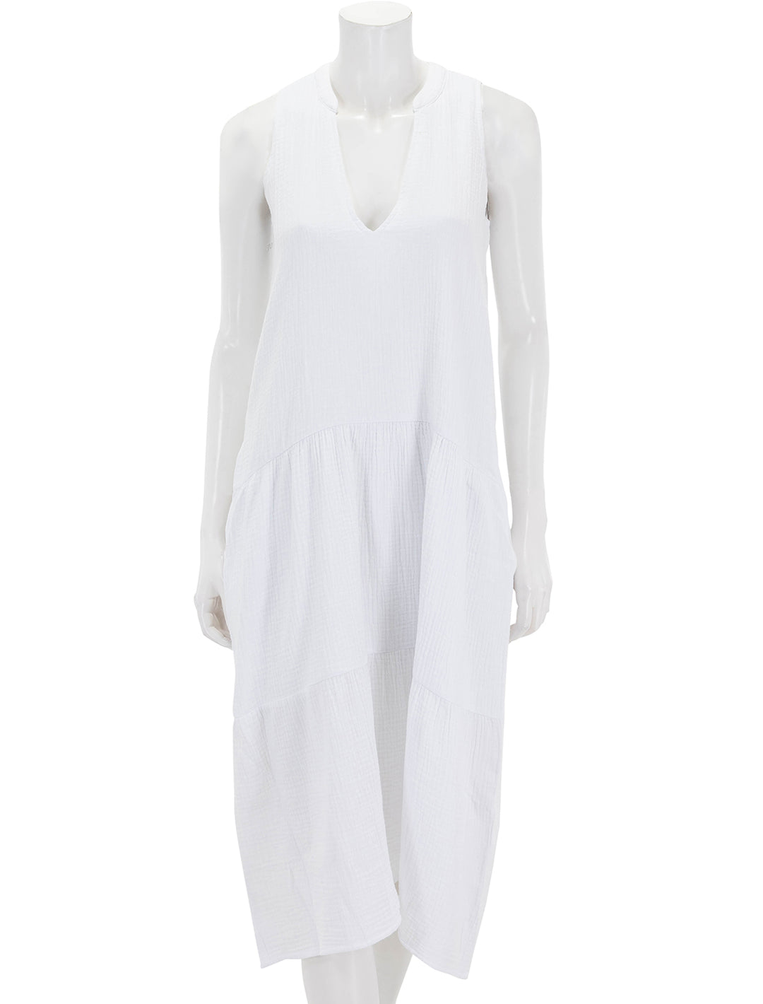Front view of Splendid's sumner gauze maxi dress in white.