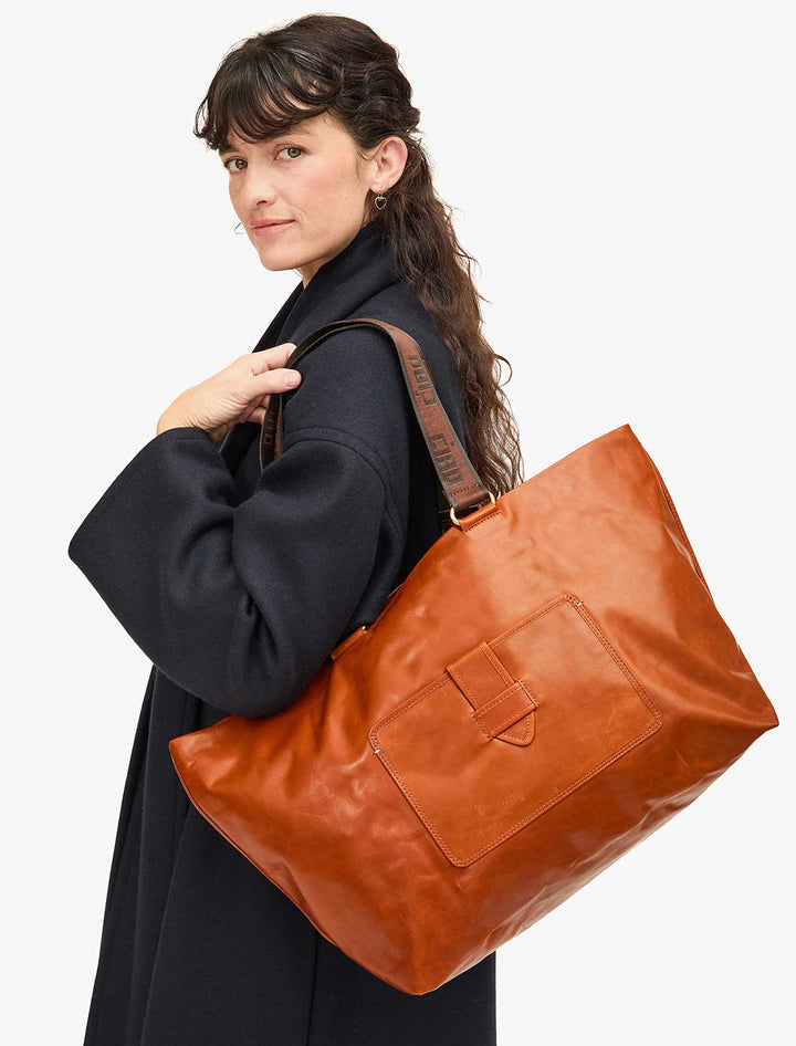 grande bateau tote in camel new look