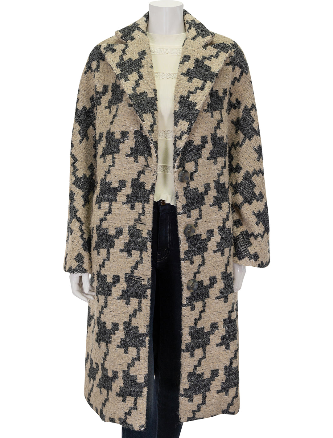 front view of oversized swing coat in oatmeal houndstooth