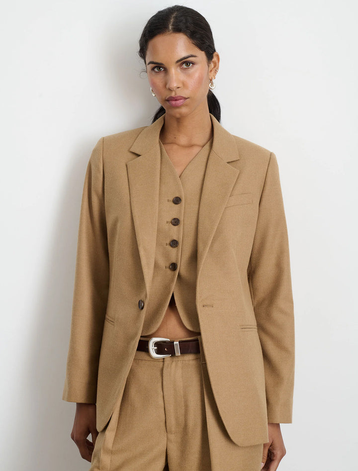 Model wearing Alex Mill's marie blazer in camel.