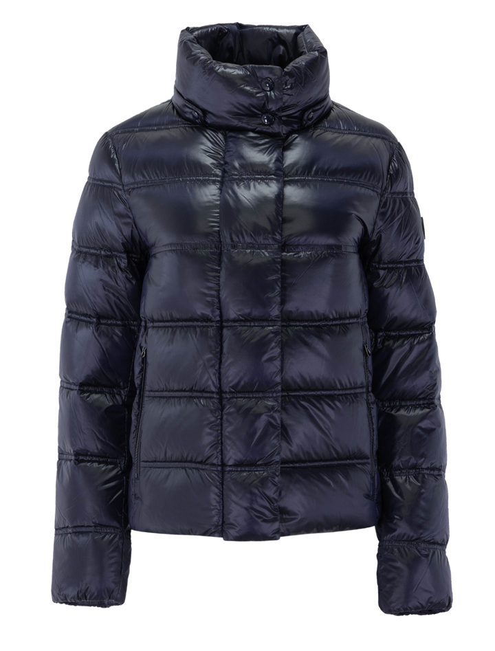 leslie in navy