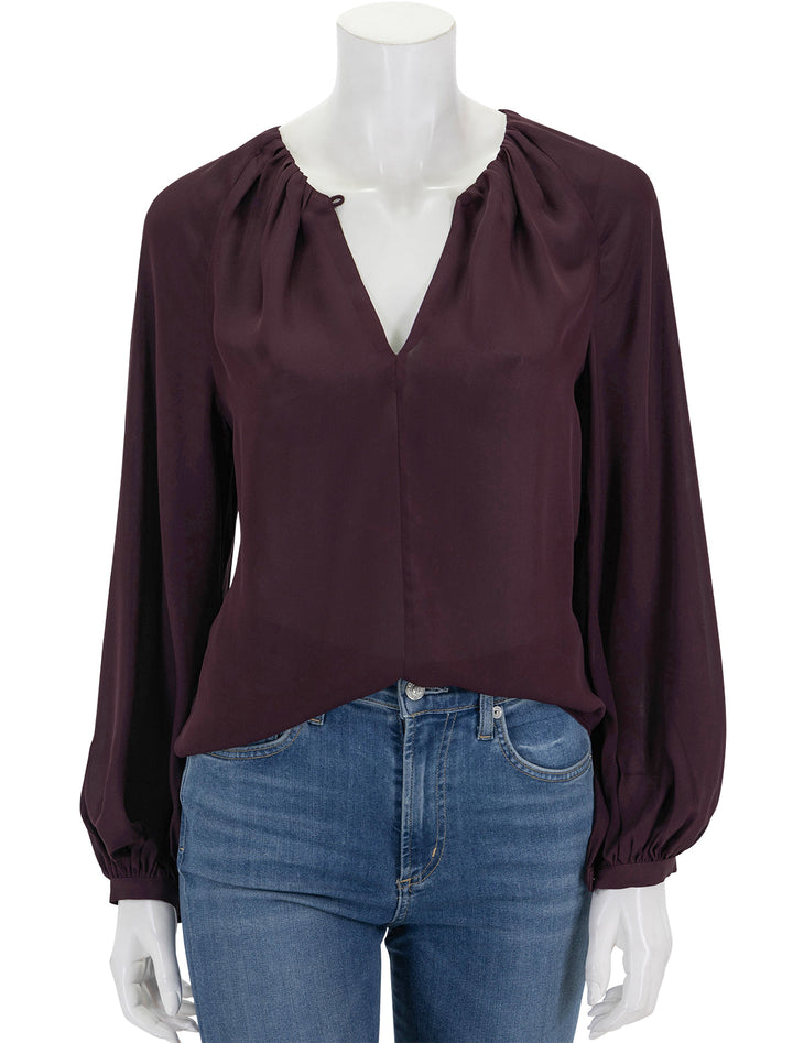 Front view of STAUD's fabian top in merlot.