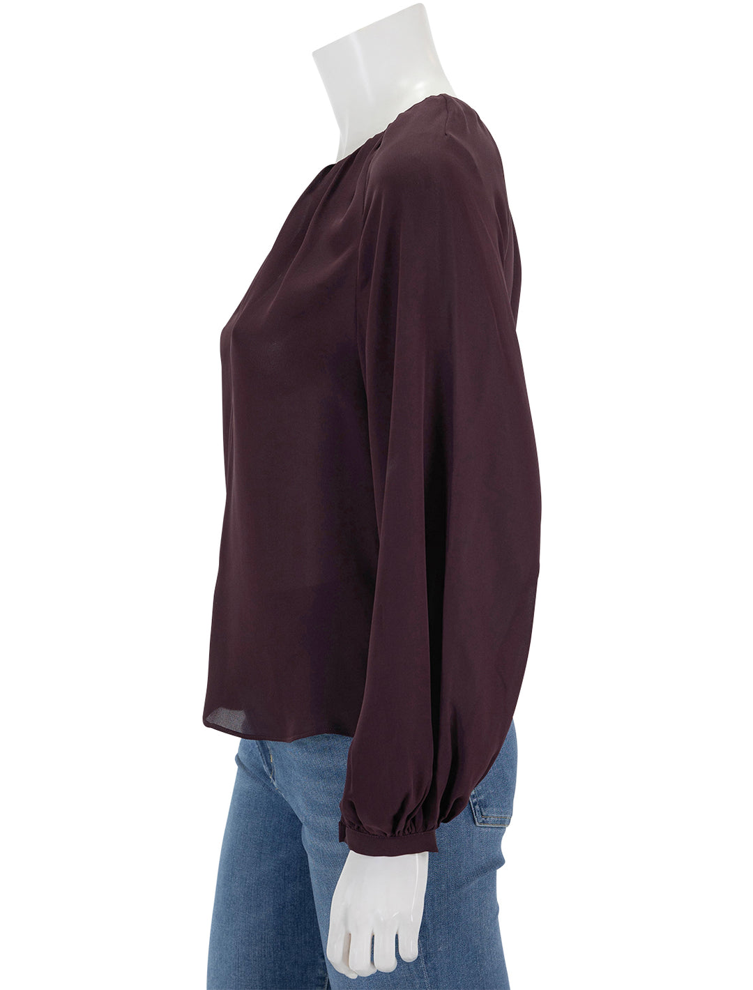 Side view of STAUD's fabian top in merlot.