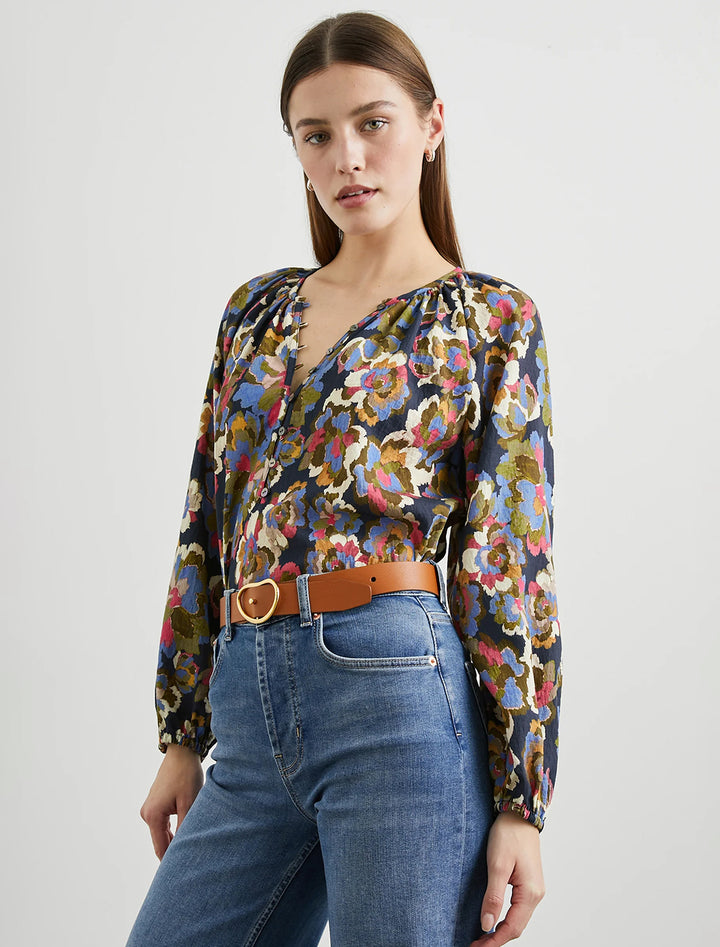 Model wearing Rails' indi top in navy wildflower.