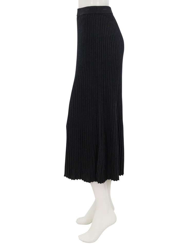 Side view of Rails' Milena Skirt in Black.