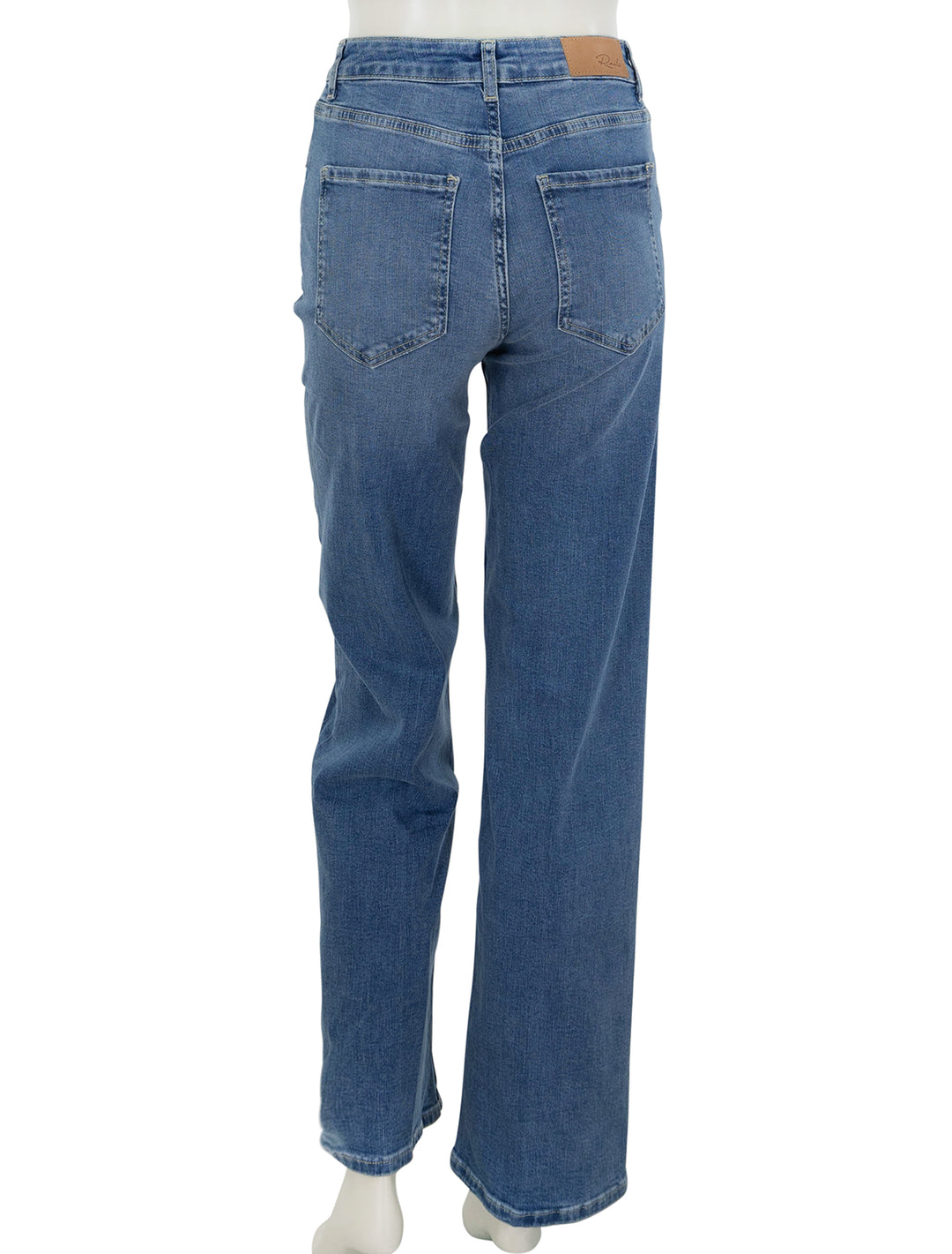 Back view of Rails' getty jean in east coast wash.