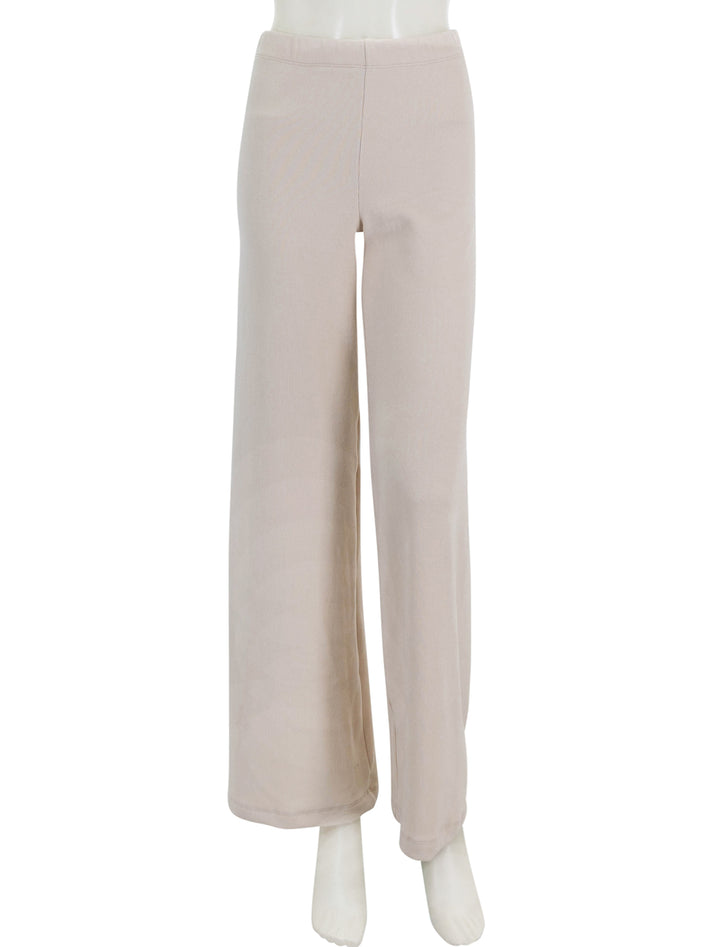 Front view of Stateside's honeyluxe flatback rib pant in cream.