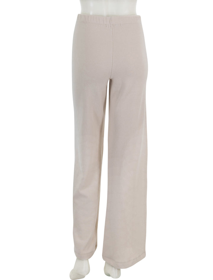 Back view of Stateside's honeyluxe flatback rib pant in cream.