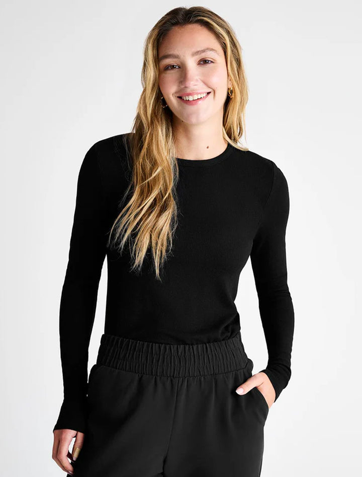 isabella shimmer long sleeve tee in black