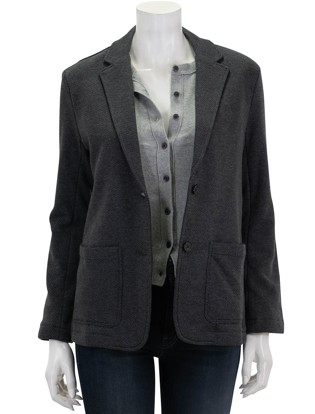 Front view of Faherty's inlet blazer in black sky melange, unbuttoned.