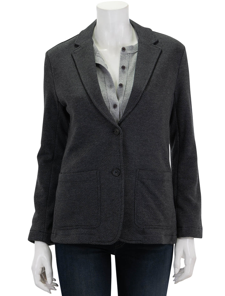 Front view of Faherty's inlet blazer in black sky melange, buttoned.