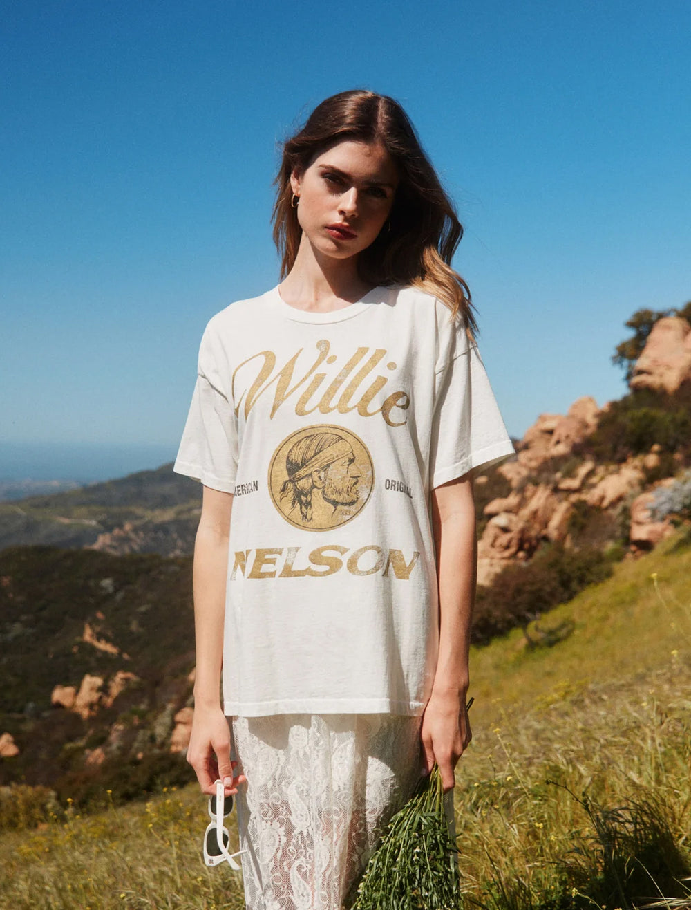 model wearing willie nelson tee