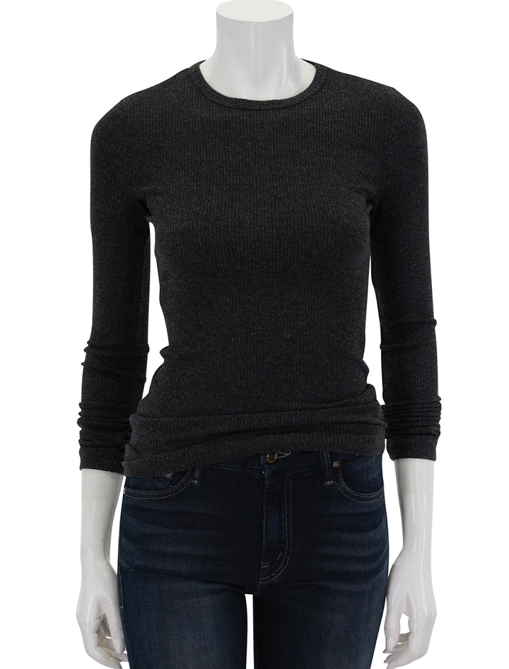 Front view of AGOLDE's the delphi tee in katniss.