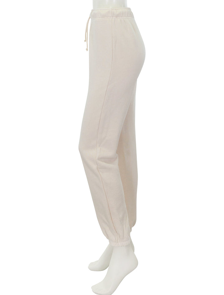 Side view of Perfectwhitetee's michelle fleece jogger in sugar.