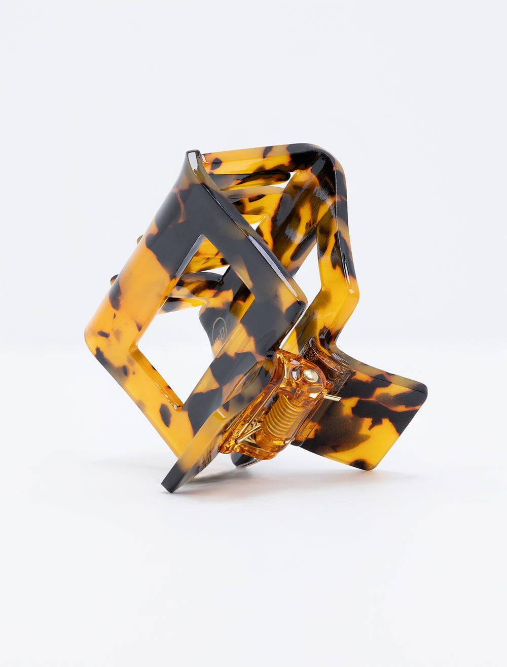 Alternative angle view of Tiepology's Eco Kylie Hair Clip in Amber.