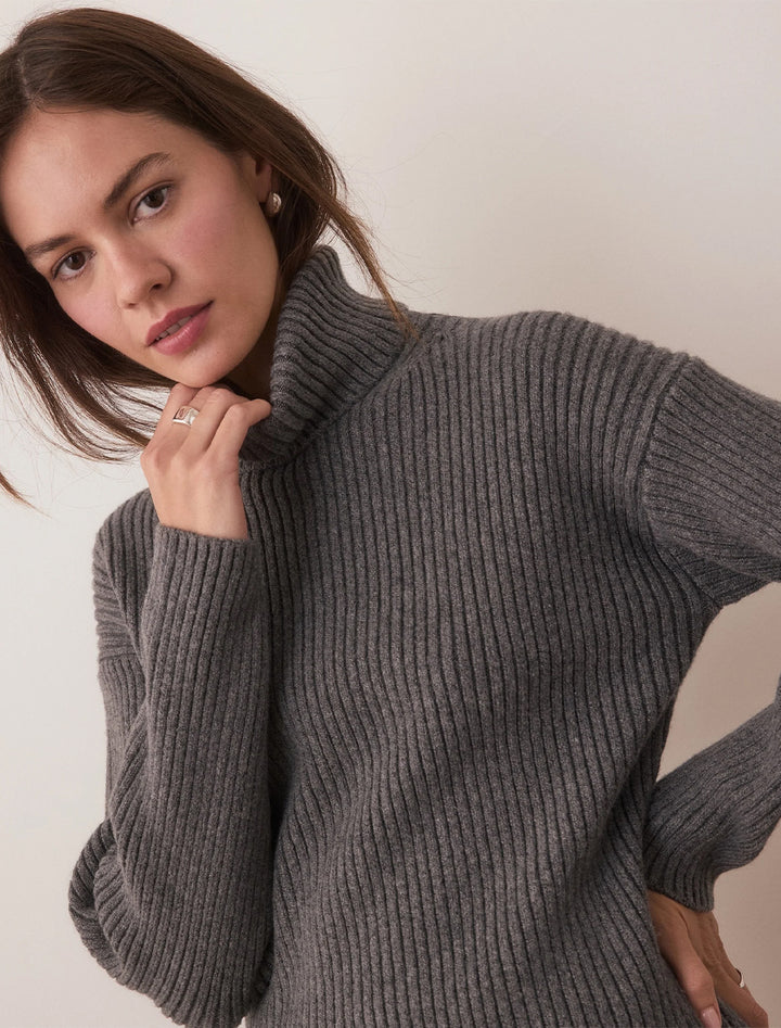 isla knit turtleneck in charcoal