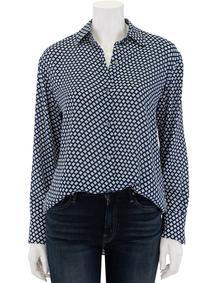 boyfriend shirt in sapphire geo print