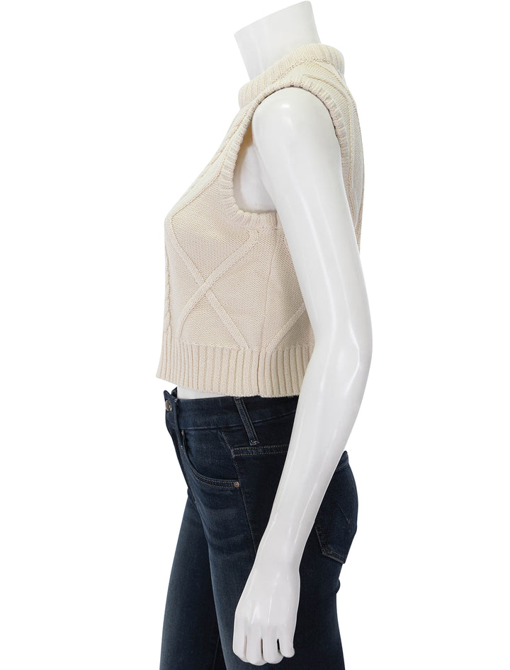 the van pullover vest in cream