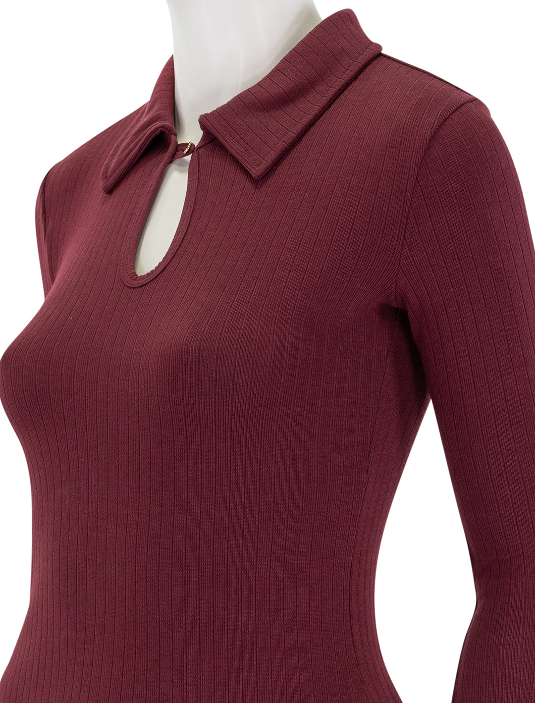 coco keyhole top in bordeaux