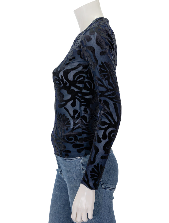 side view of alia stretch velvet top in navy