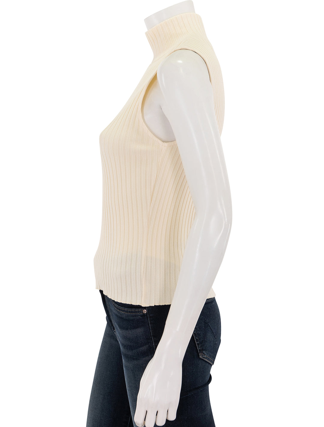 rib sleeveless turtleneck in chalk