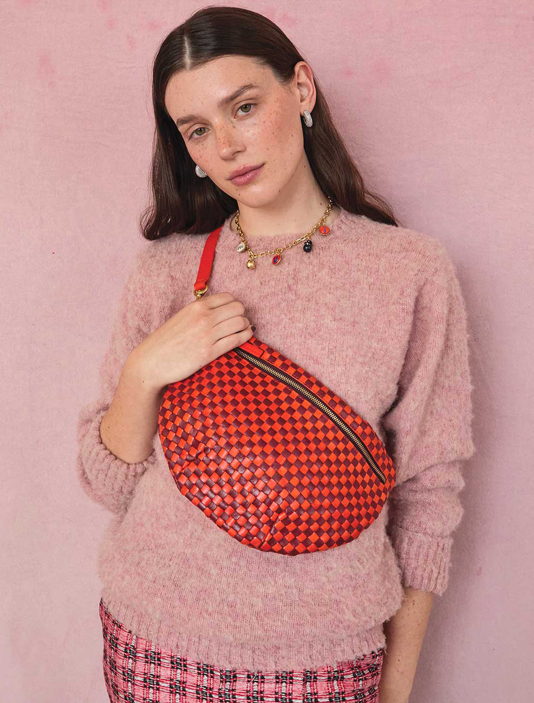 grande fanny in bright poppy and bordeaux woven