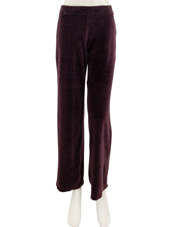 holly velour sweatpant in blackberry