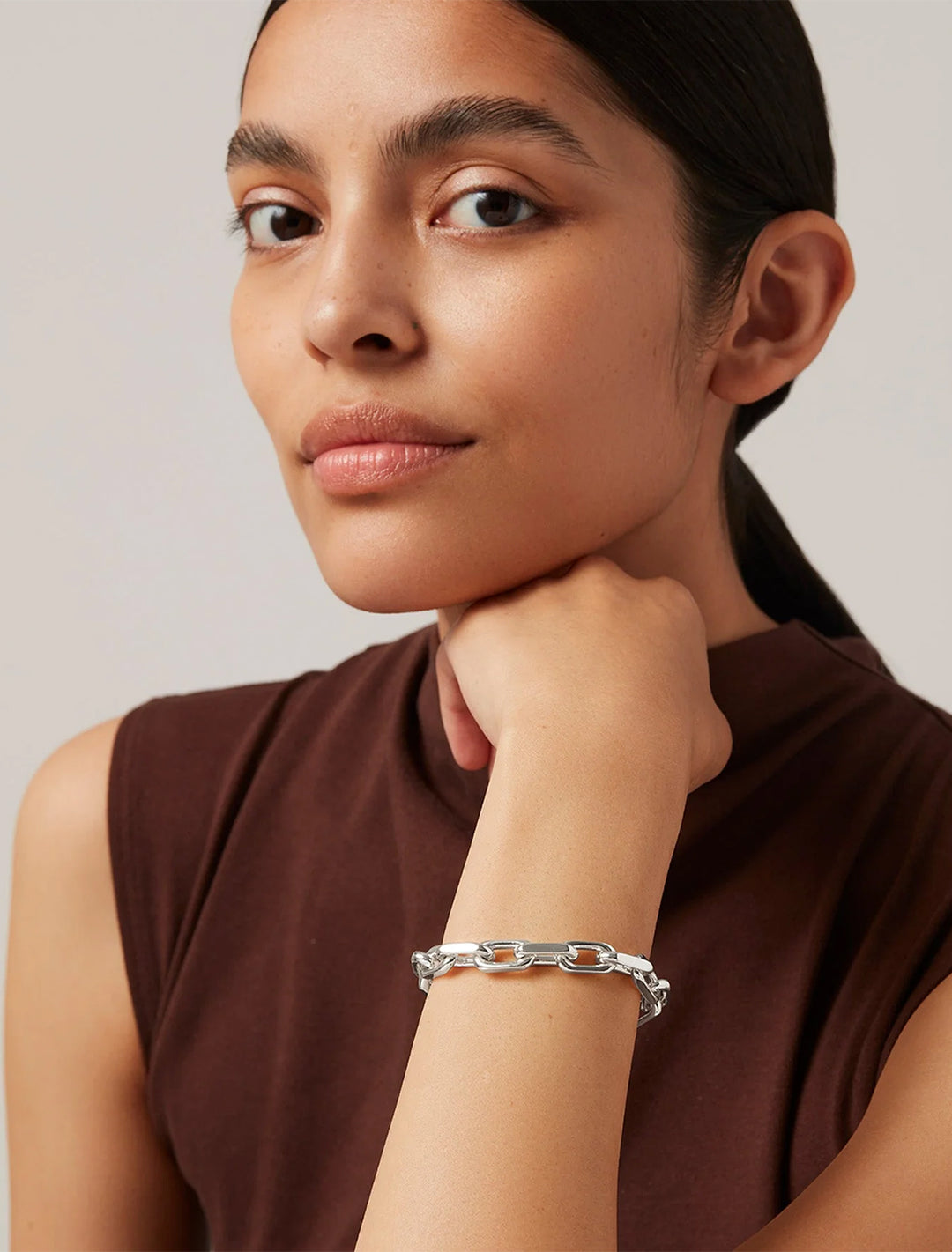 Model wearing Jenny Bird's loire bracelet in silver.