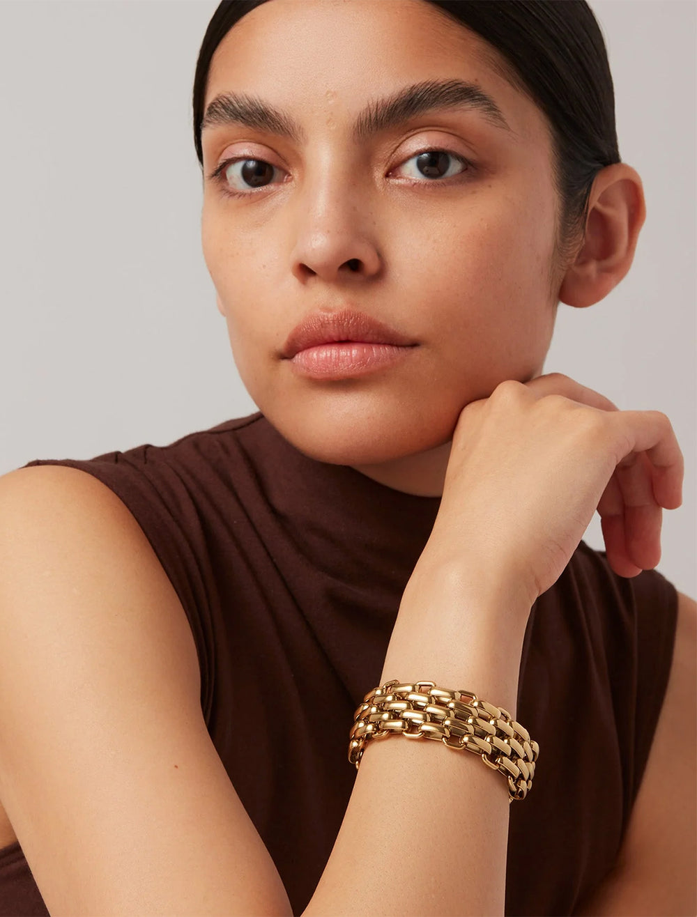 penelope bracelet in gold (2)