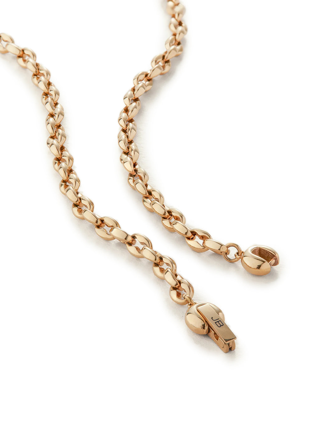 Close-up view of Jenny Bird's dhani chain necklace in gold.