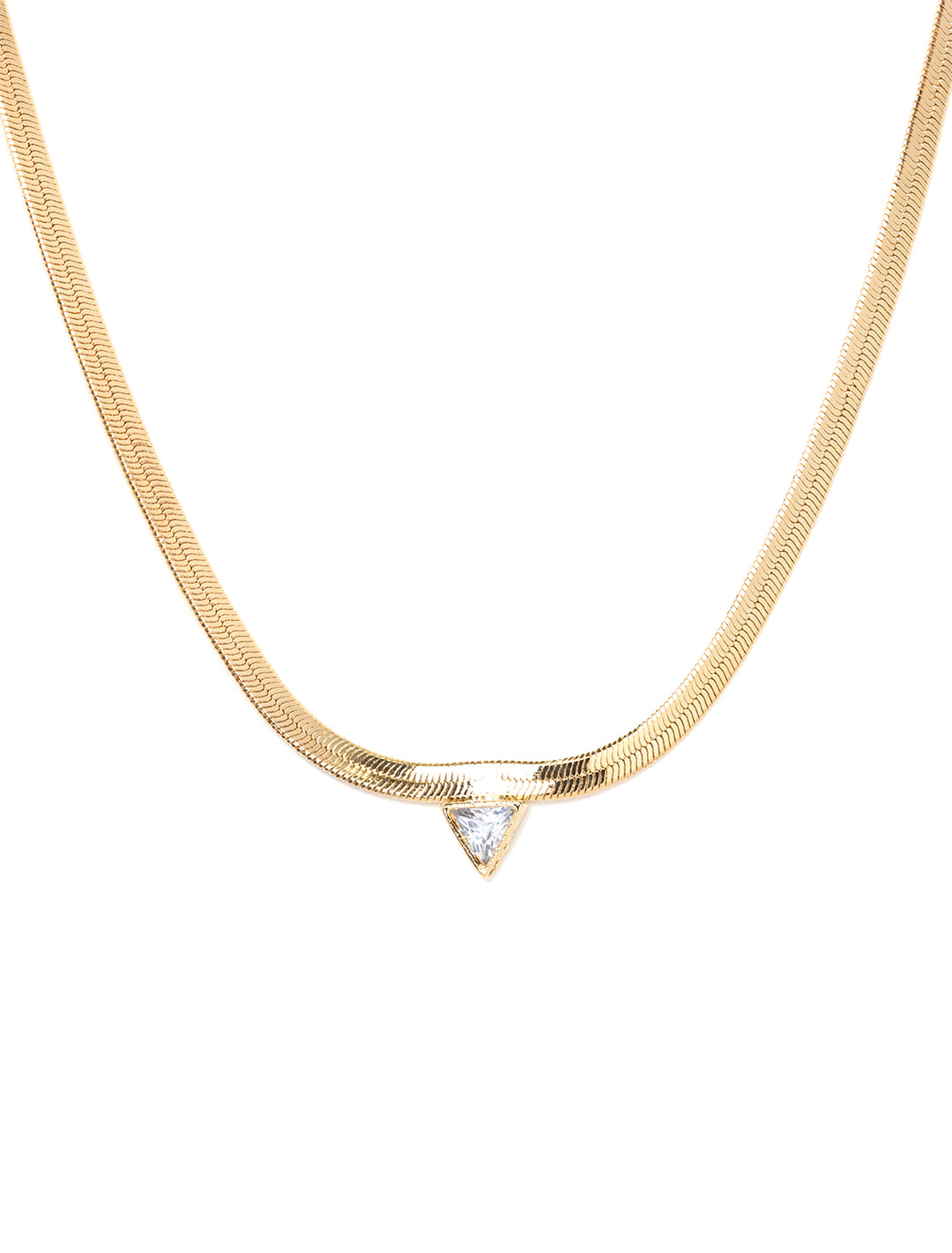 Front view of Jonesy Wood's kenna necklace in gold.