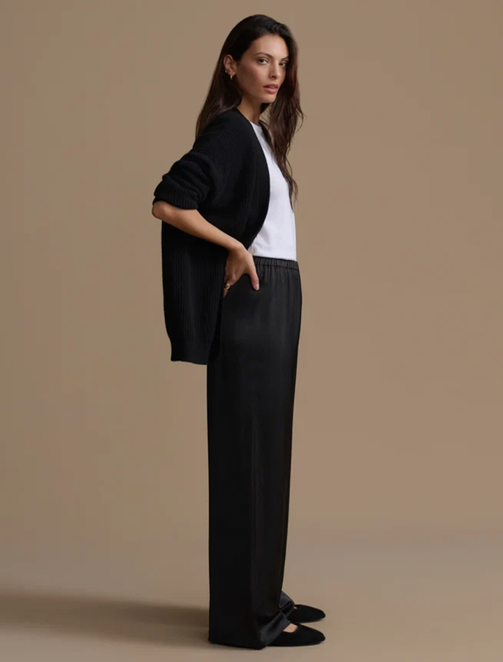 demi pant in black