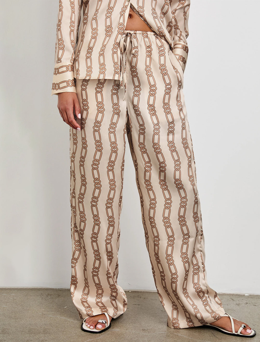 damani pant in ivory gold link print