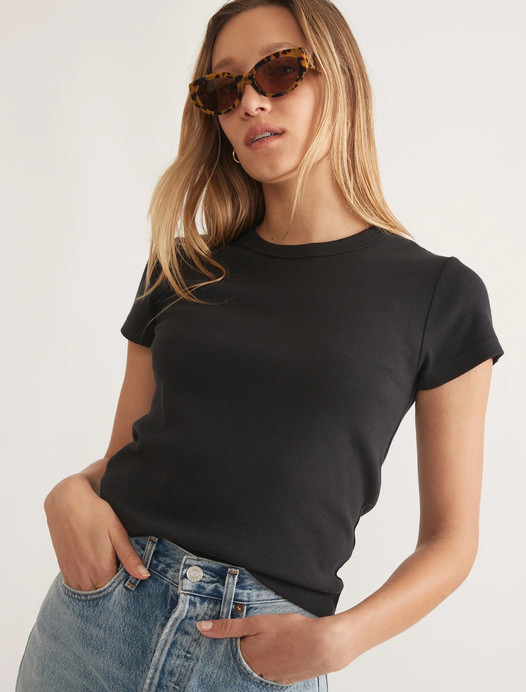 model wearing lexi rib sun in crew tee in faded black