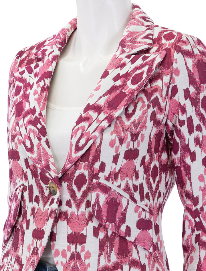 one button blazer in raspberry jacquard