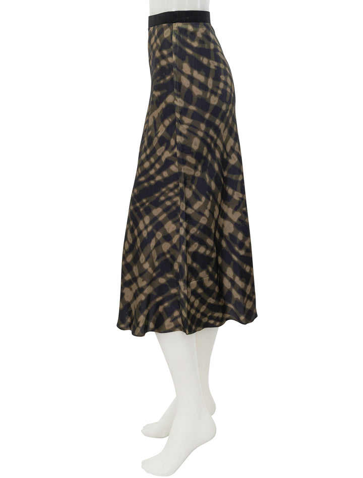 Side view of Rails' berlin skirt in cypress.