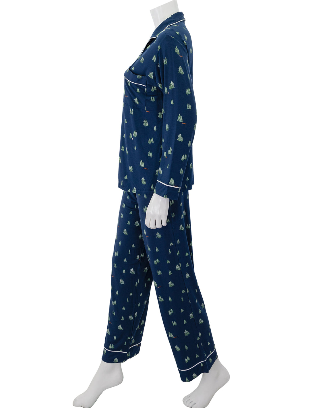 side view of gisele long pj set in woodland pine