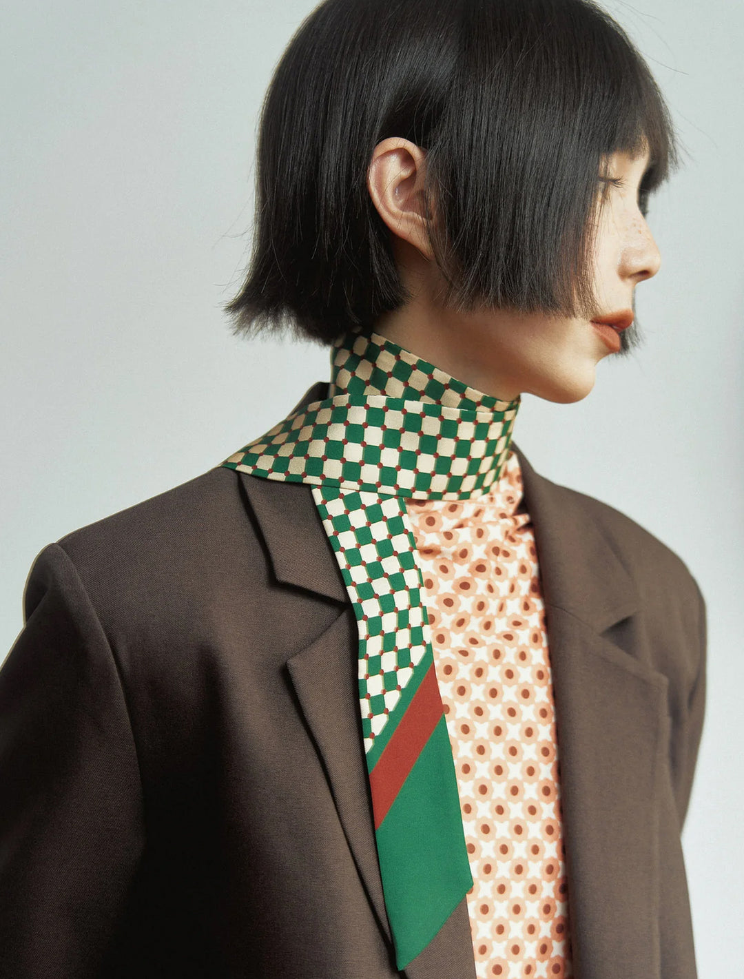 checkboard skinny scarf in green