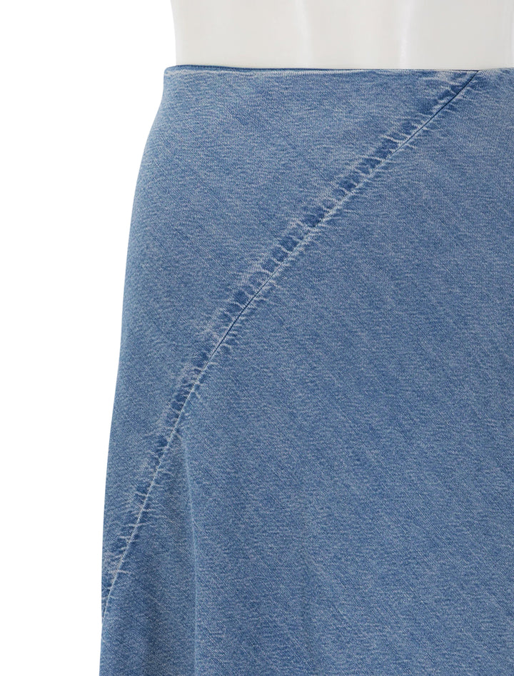 ultra featherweight lisbon skirt in waverly
