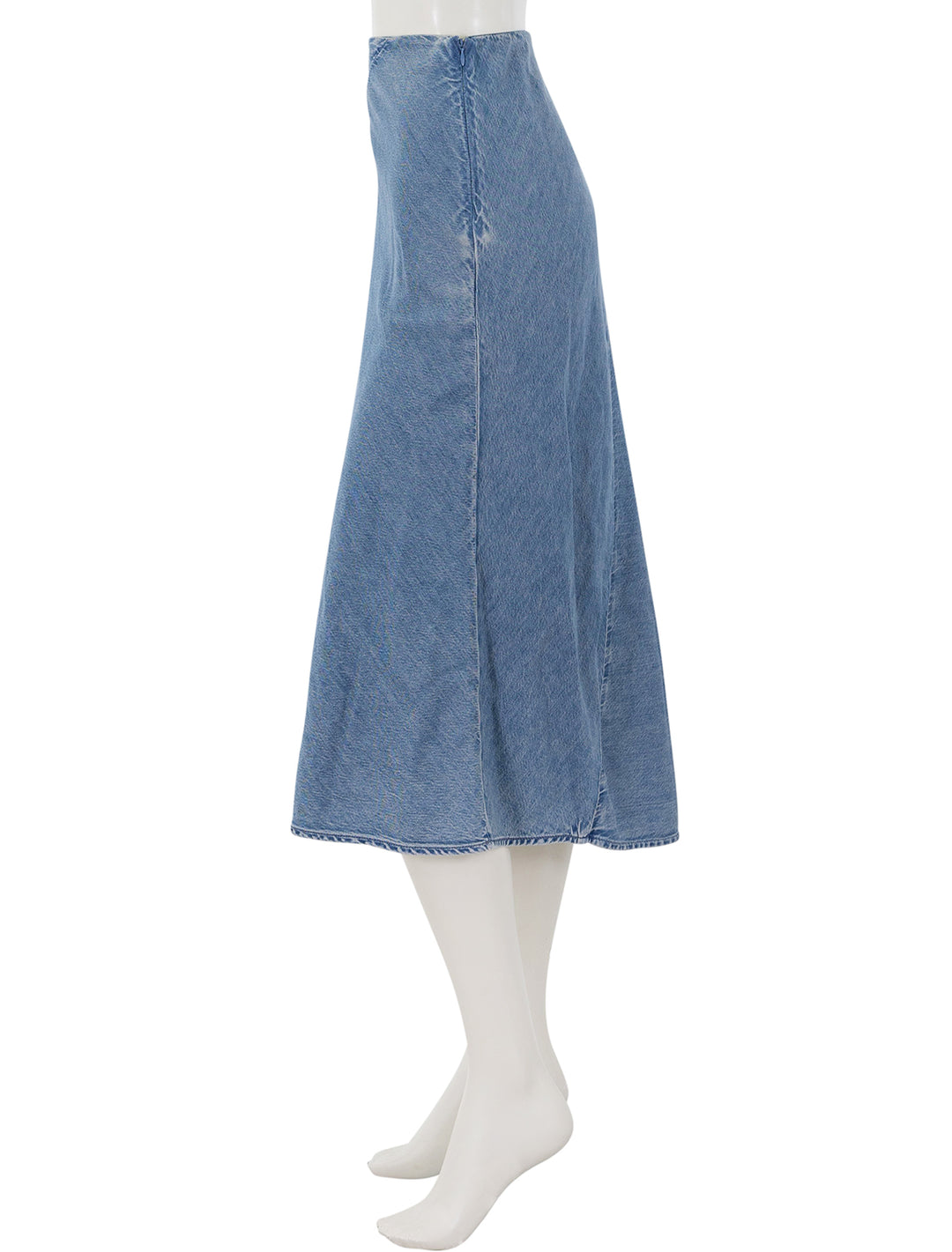 ultra featherweight lisbon skirt in waverly