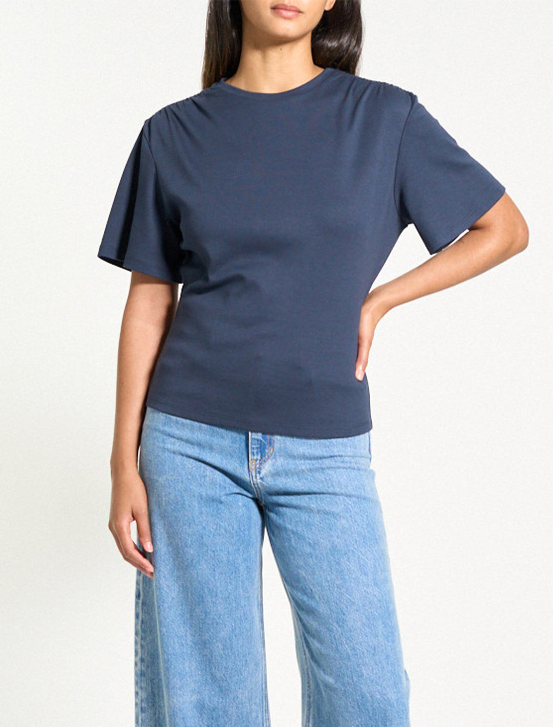 gathered shoulder clinton tee in nocturn navy